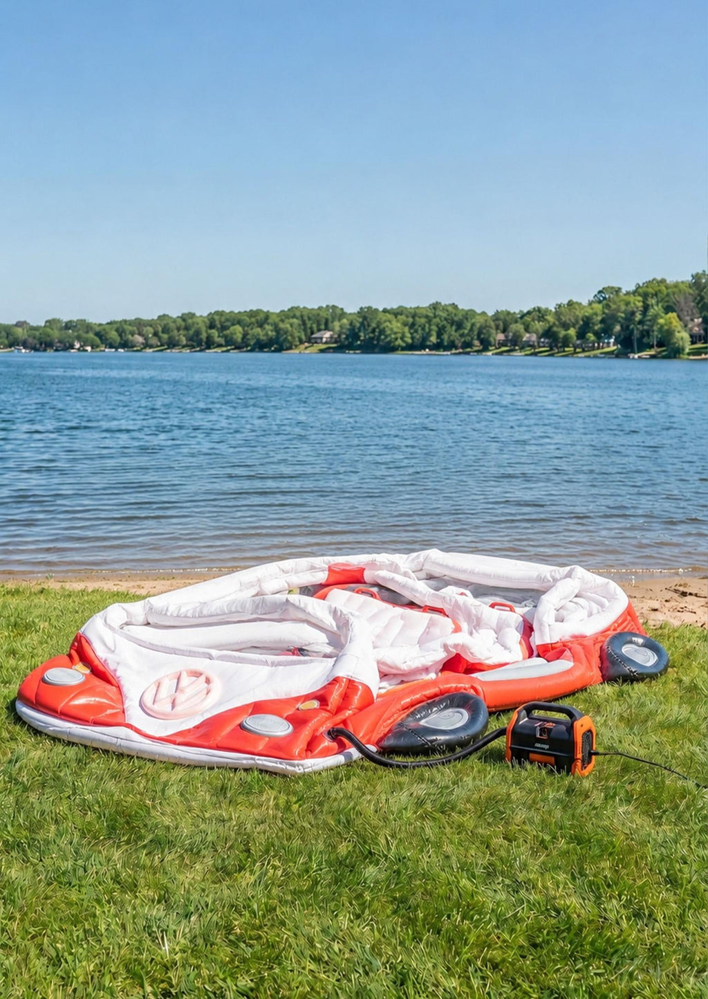 🚌 Summer's Hottest Inflatable Bus Float! 🌊