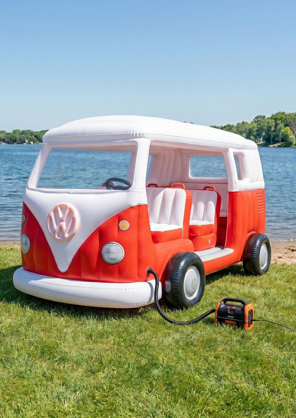 🚌 Summer's Hottest Inflatable Bus Float! 🌊